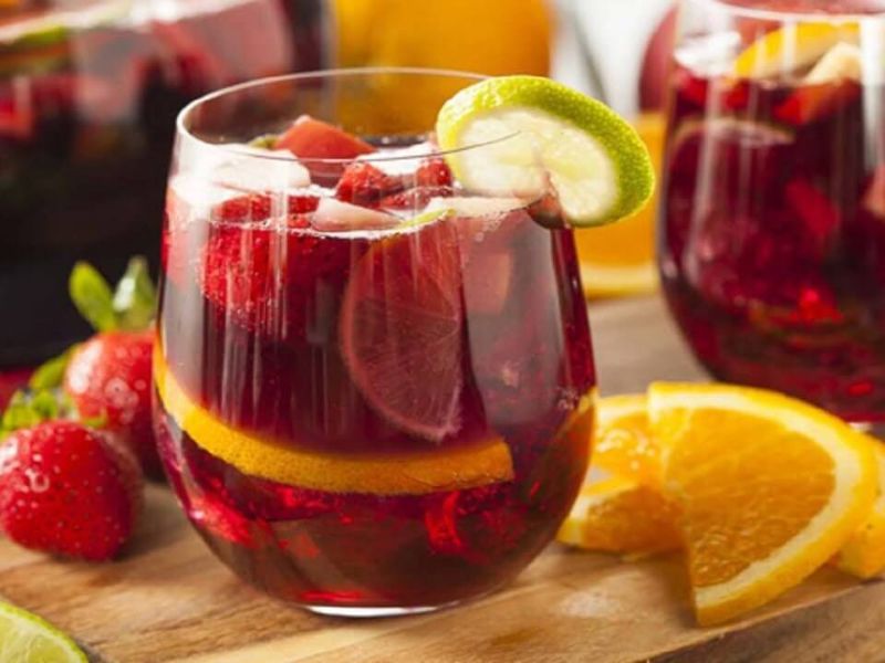 Rượu Vang Đỏ Sangria Trái Cây