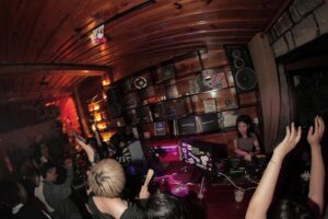 Top 5 quán rượu chill hết nấc tại Đà Lạt không nên bỏ qua