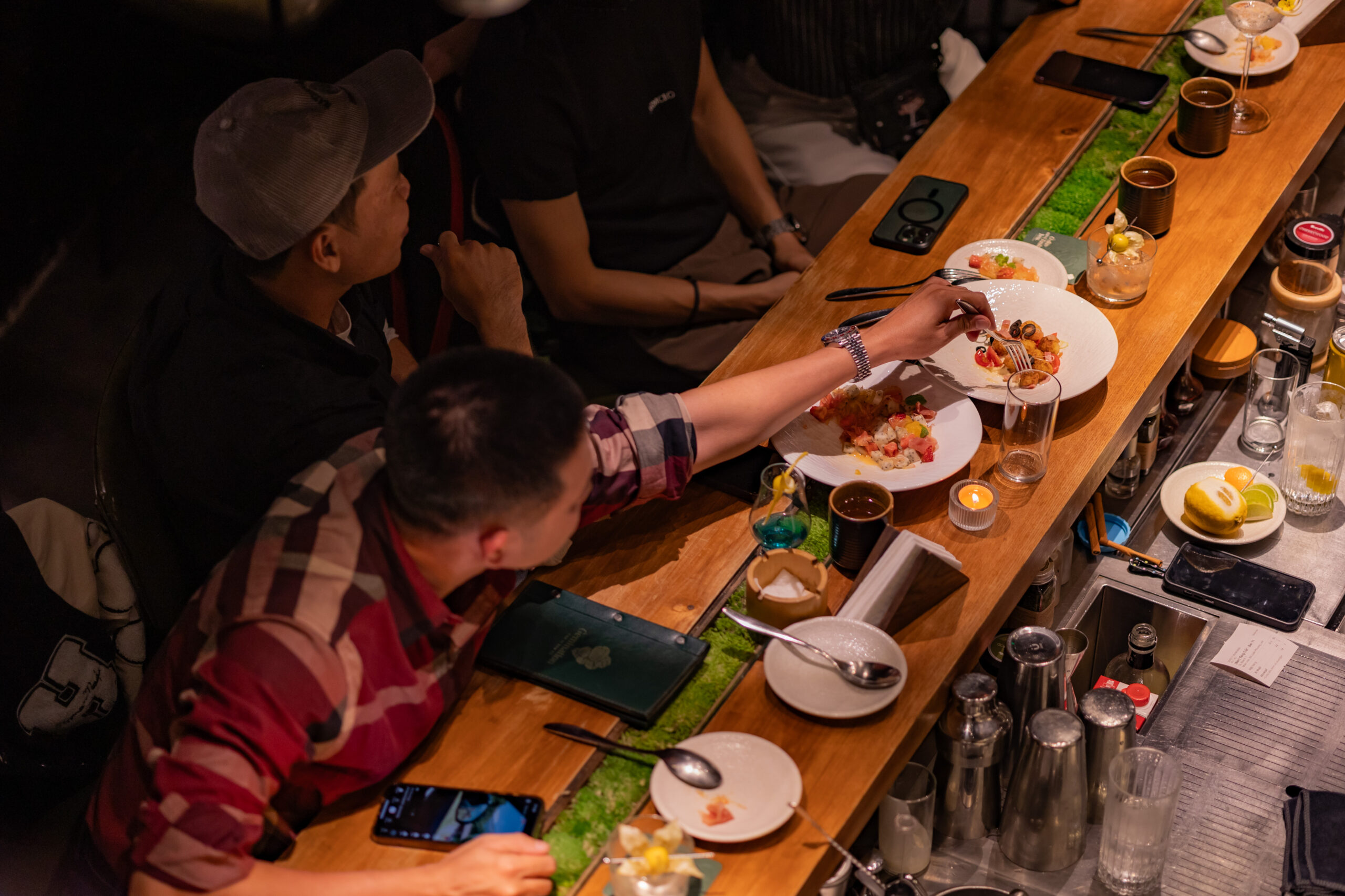 Gemination Eatery & Bar - cocktail bar cực chill tại Đà Lạt