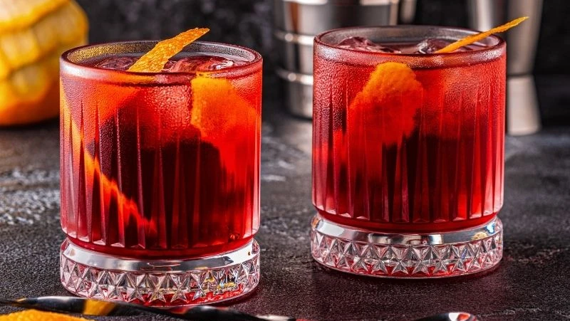 Top 10 cocktail vodka đơn giản dễ pha chế tại nhà 