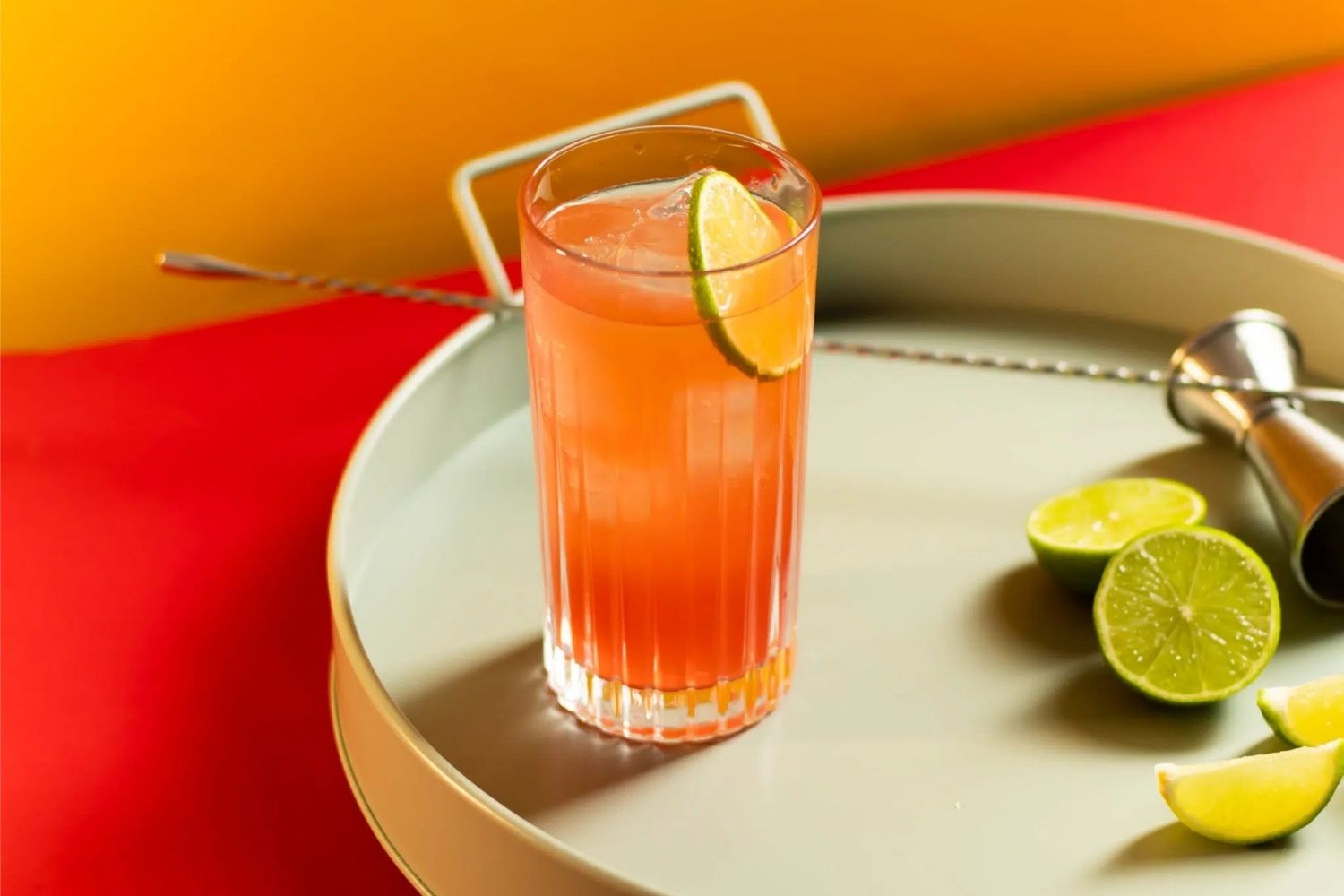Top 10 cocktail vodka đơn giản dễ pha chế tại nhà 