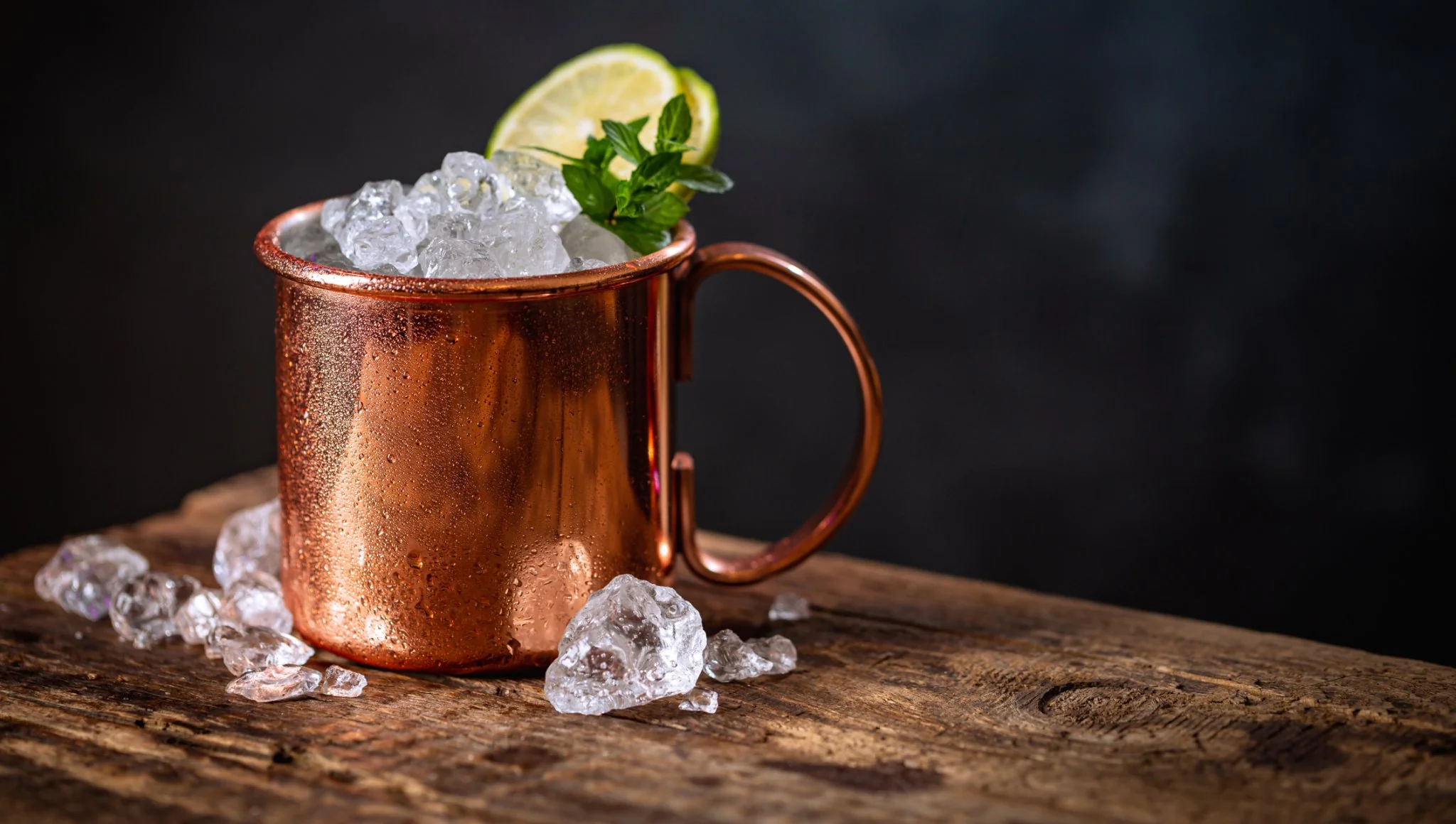 Top 10 cocktail vodka đơn giản dễ pha chế tại nhà 